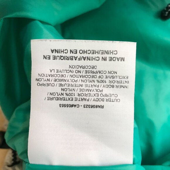 NIKE - WOMEN'S SMALL - MINT LONG SLEEVE FULL ZIP HOODED TRACK & FIELD JACKET - Picture 7 of 8